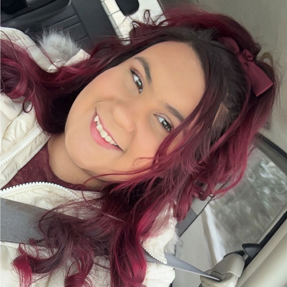 Meet your Posher, Brittany - Picture 2 of 2